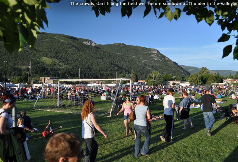 The crowds start filling the field well before sundown at Thunder in the Valley
